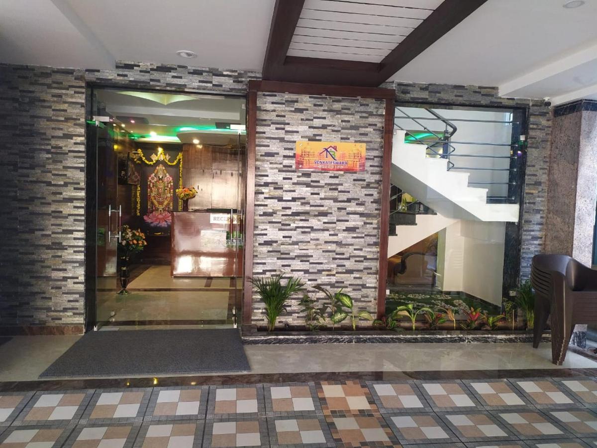 Fabhotel Nb Venkateswara Grand Inn Tirupati Zewnętrze zdjęcie